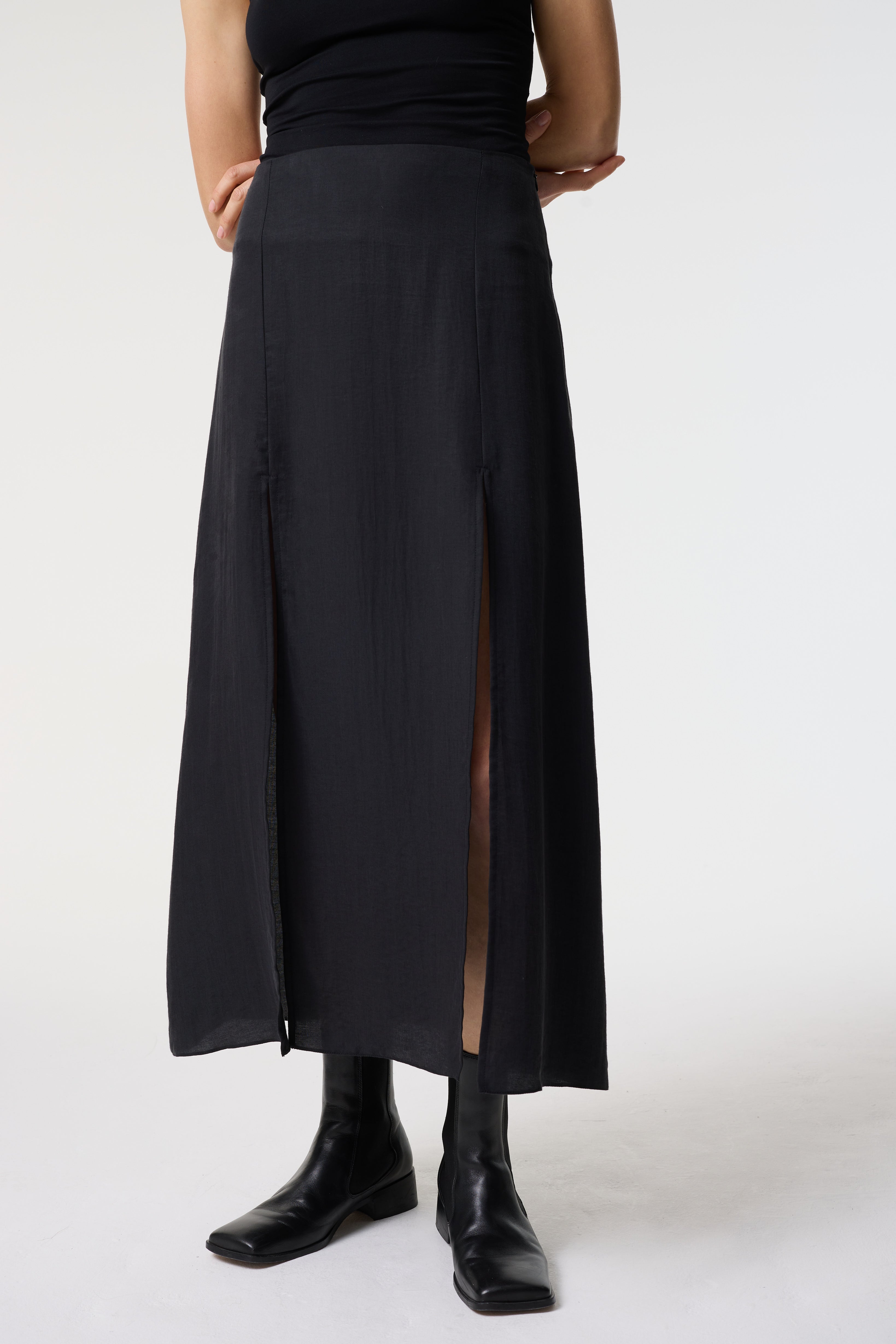 ELODIE BLACK SKIRT