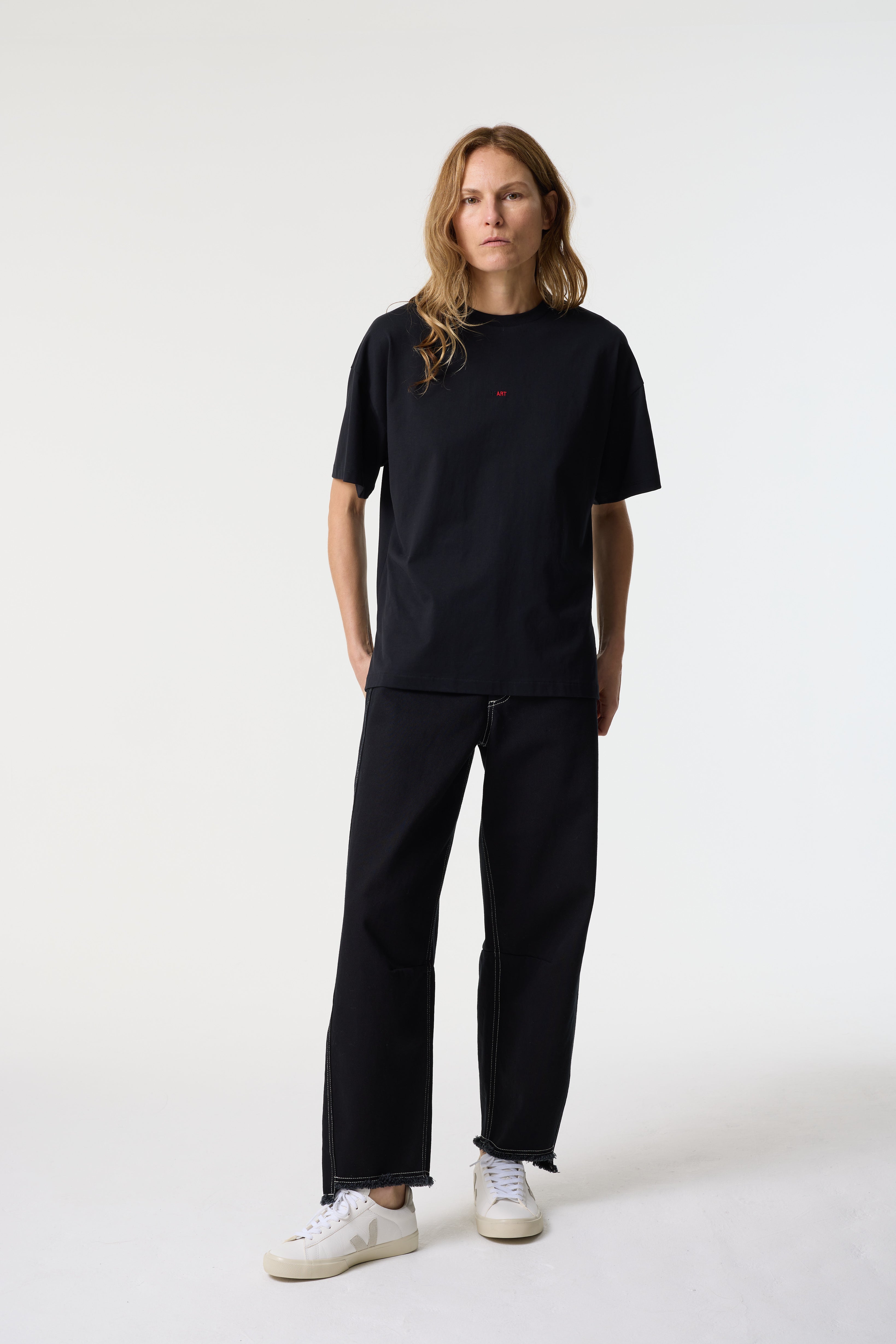 LUCY 'HEART' BLACK T-SHIRT