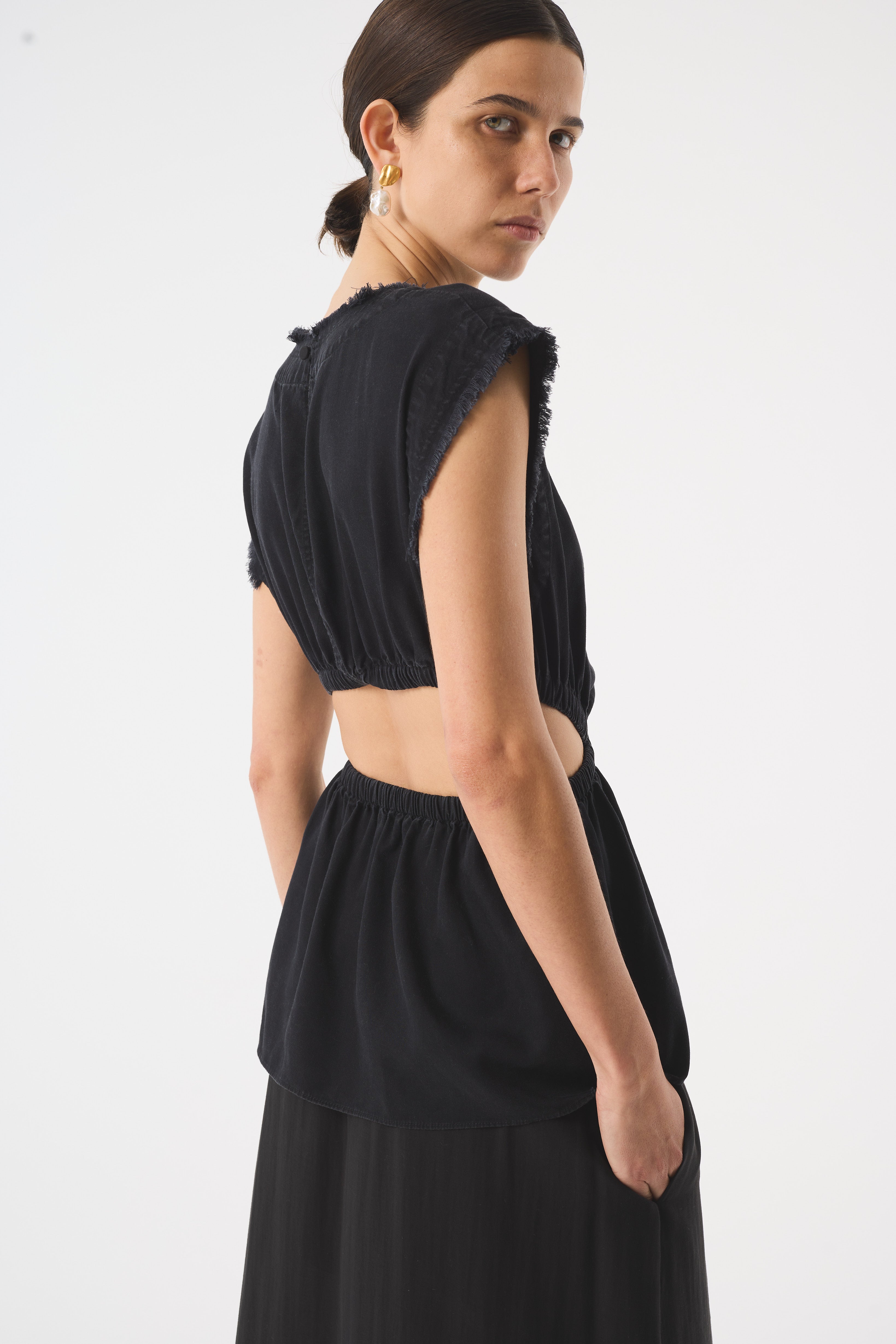 MILA WASHED BLACK