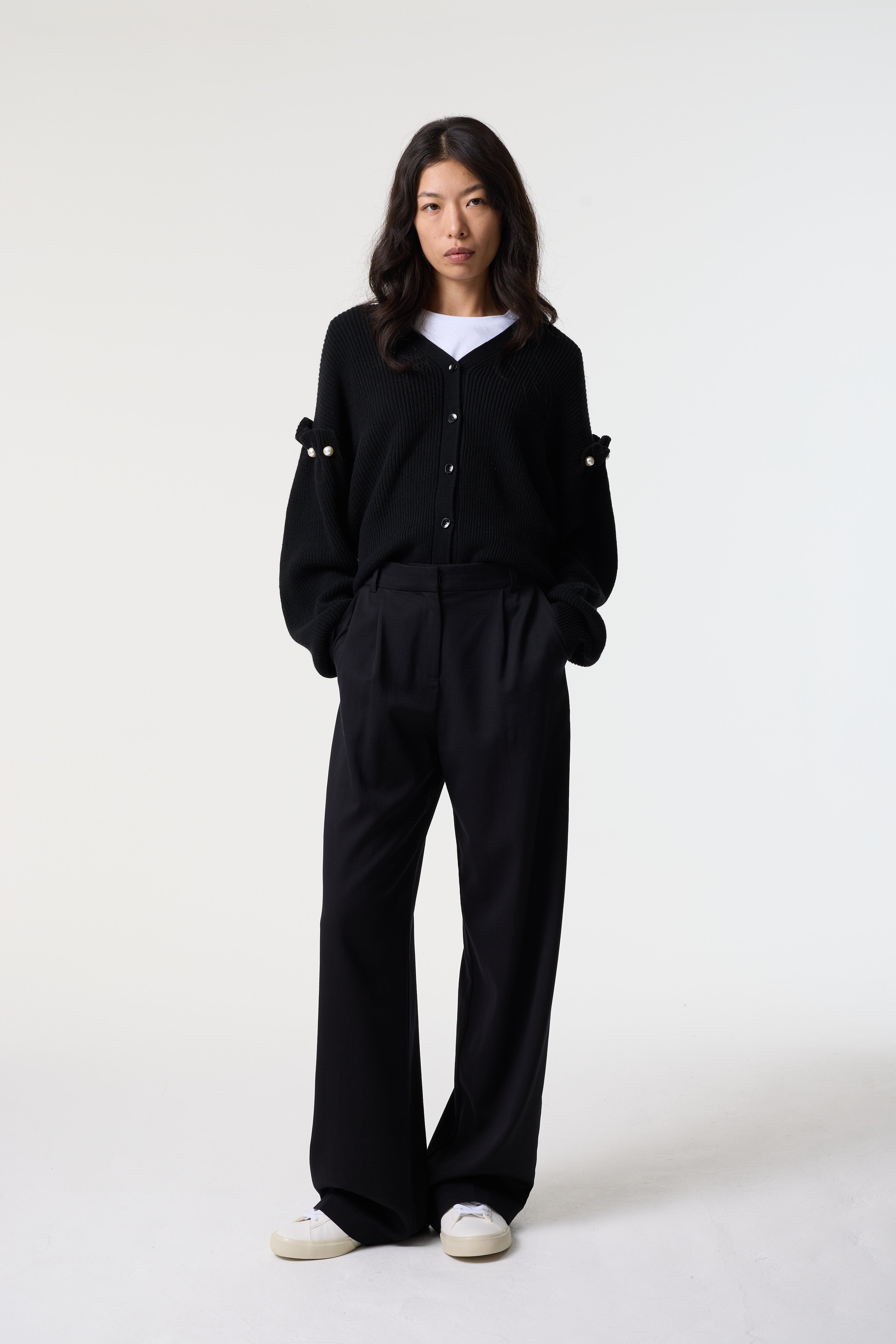 ZELIA BLACK CARDIGAN