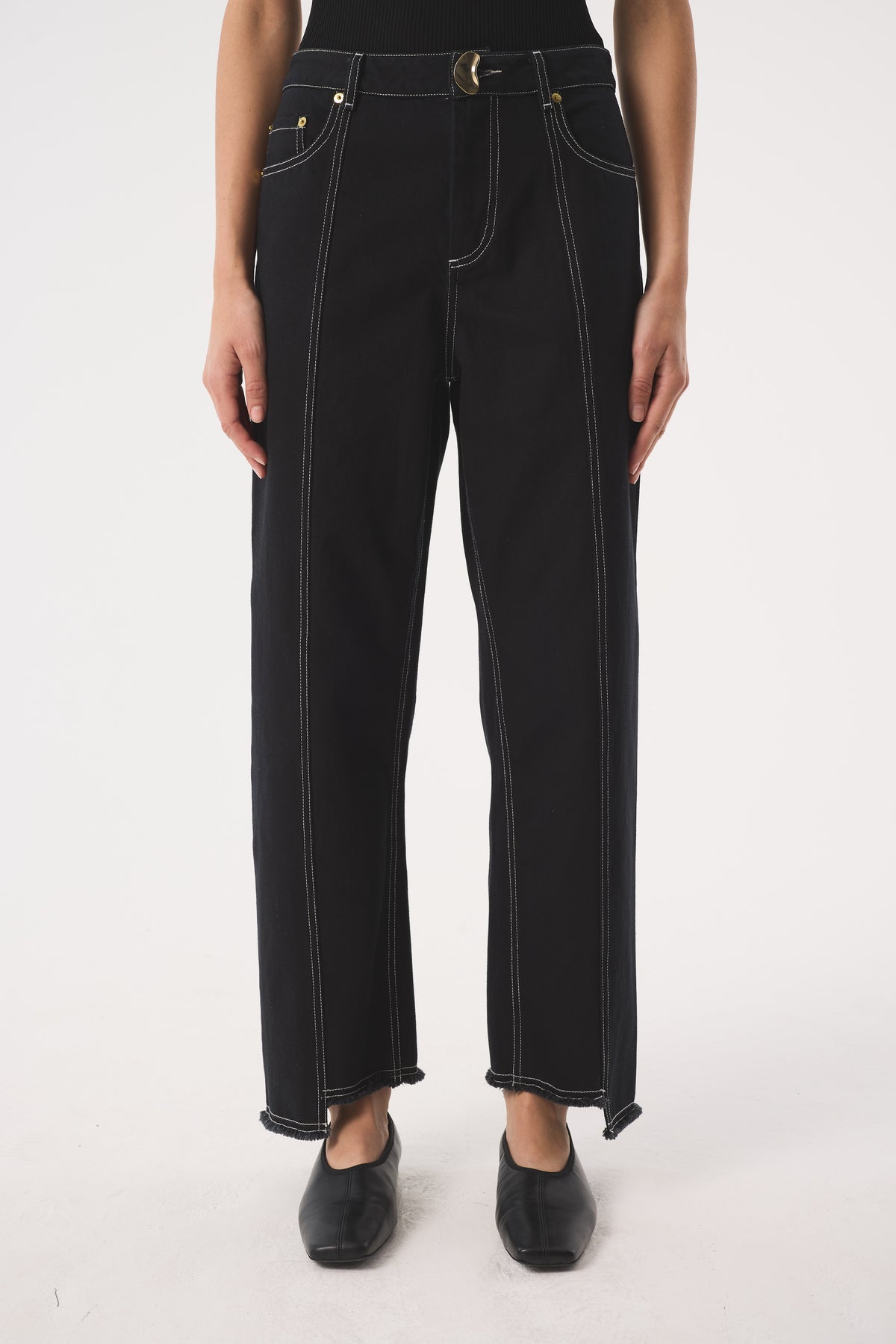 Sol Straight Black Jeans | 100% Regenerative Cotton Denim | AKYN